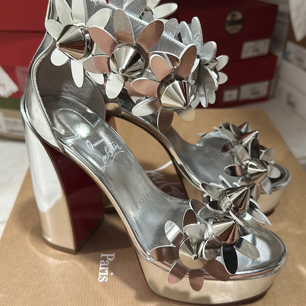 Platform silver Christian Louboutin new size 37